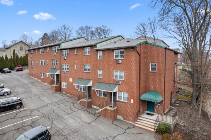18 Fairfield, Norwalk CT — Exterior
