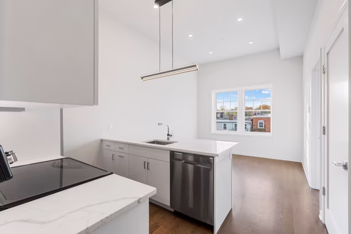 12 Purdy, Rye NY — Kitchen / living room view