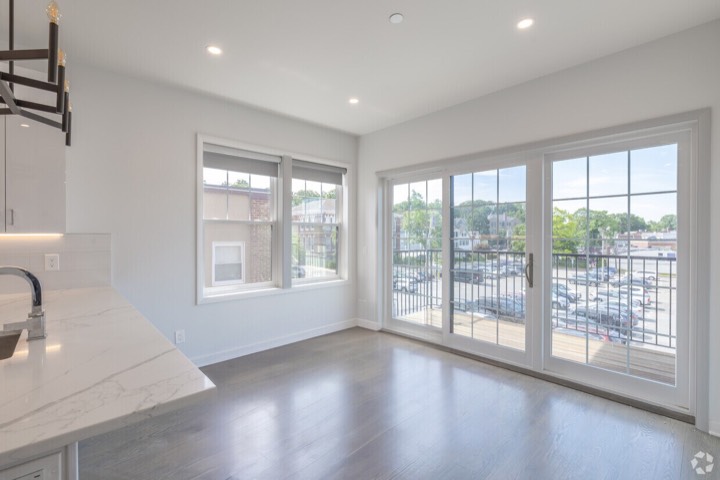 12 Purdy, Rye NY — Living room