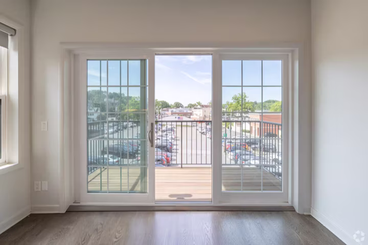 12 Purdy, Rye NY — Private balcony