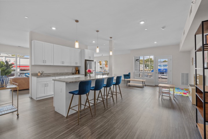 The Overlook, Norwalk CT — Tenant lounge